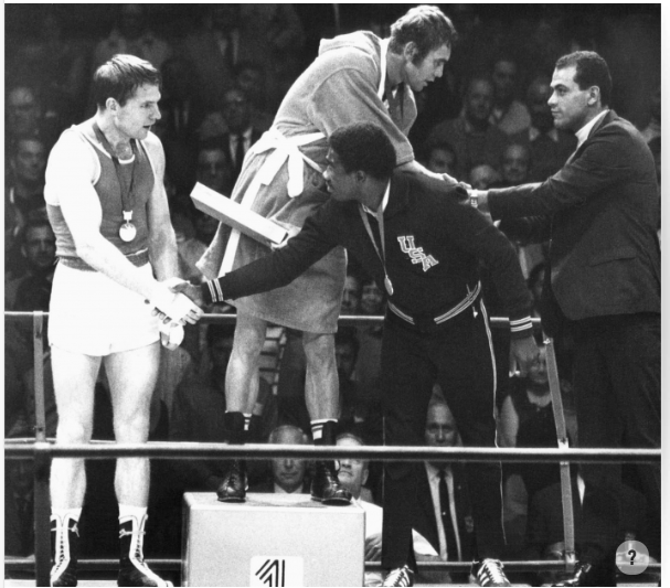  Alfred Jones receiving his Olympic Bronze Medal